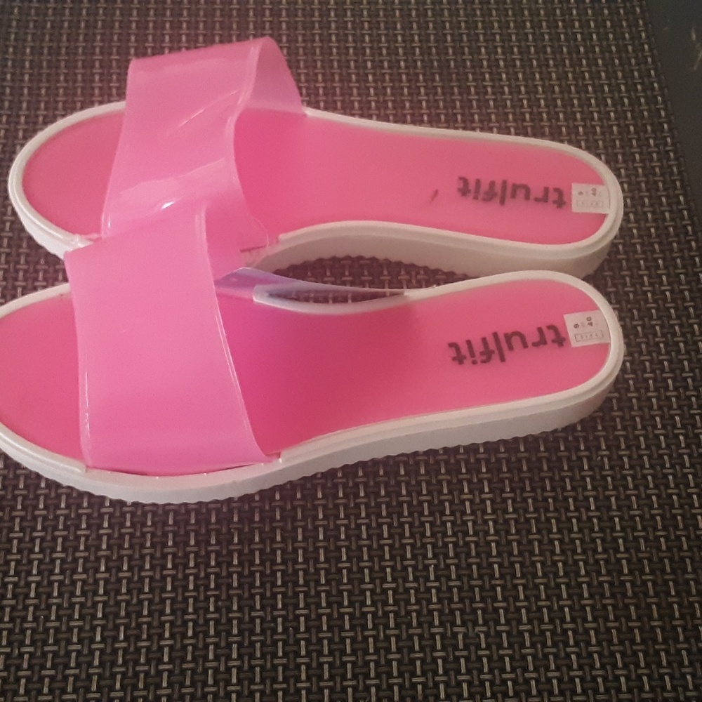 Sandals - Picture 2 of 3